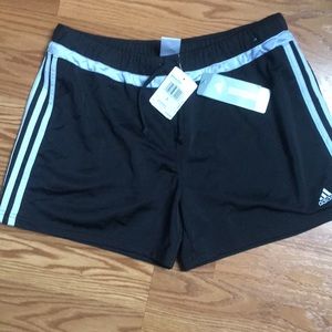 Adidas Shorts Large